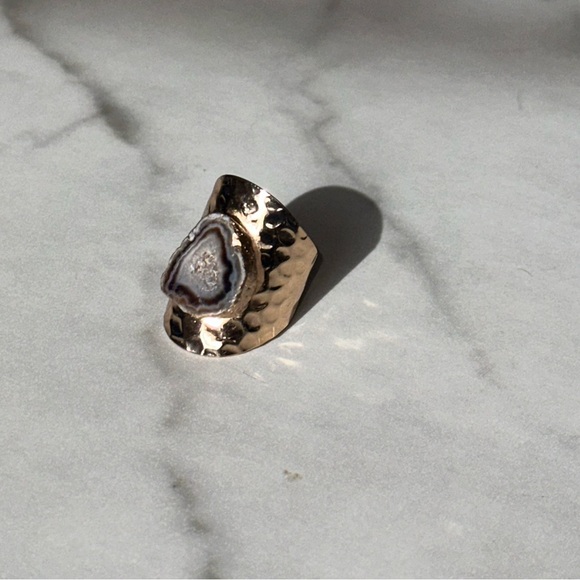 Luxury Natural Stone Adjustable Irregular Geode Gold-plated Ring - Picture 2 of 7